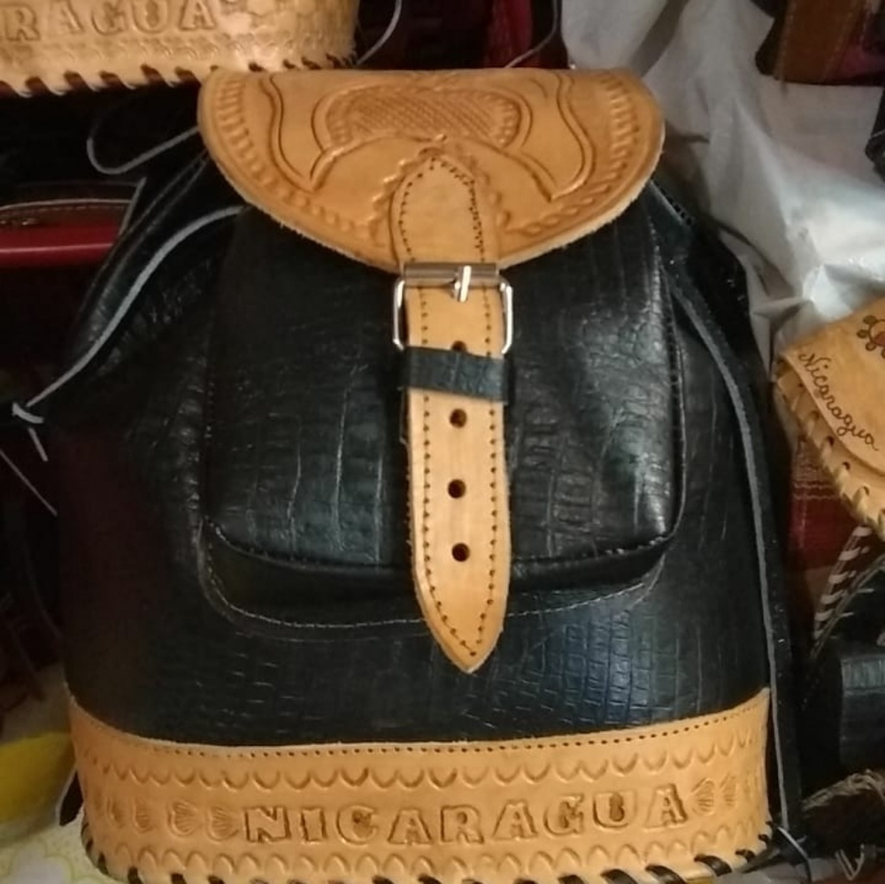 Leather backpacks ackpacks - Picture 5 of 7